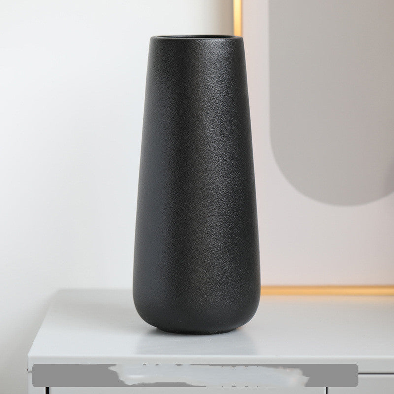 Minimalist Ceramic Rope Vase – Frosted Finish