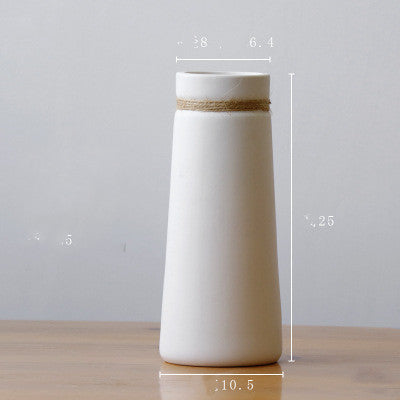 Minimalist Ceramic Rope Vase – Frosted Finish