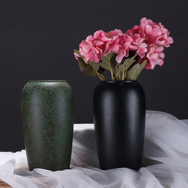 Matte Black Nordic Ceramic Vases – Elegant Flower Arrangement Decor