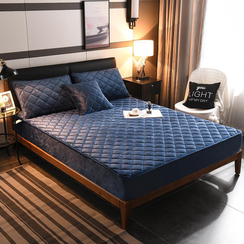 Crystal Velvet Quilted Bed Cover – Thick Padded Comfort & Elegant Shine