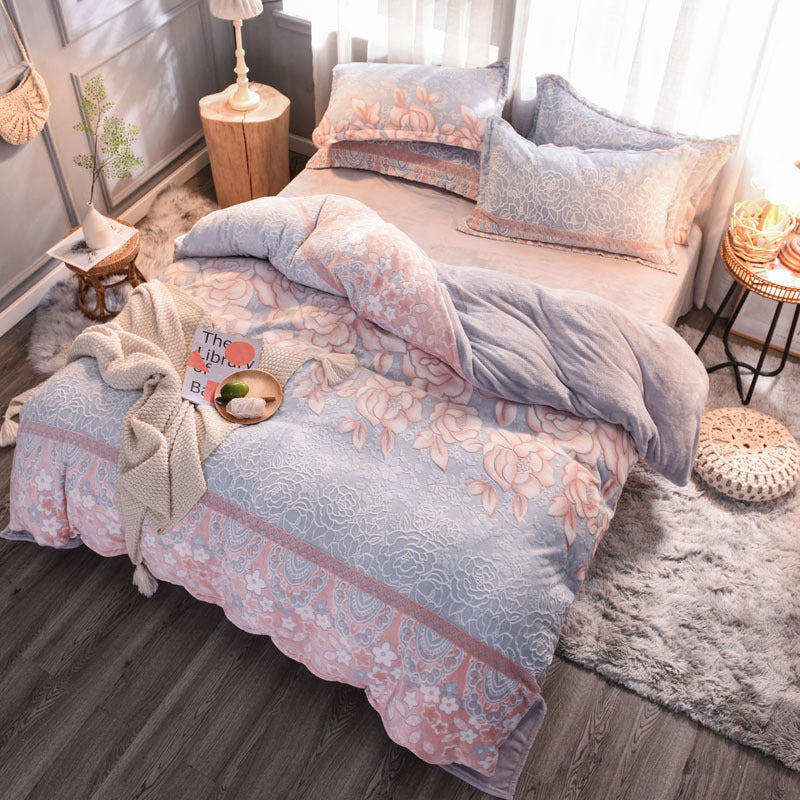 Elegant Bloom – 4-Piece Floral Bedding Set (Soft Polyester)
