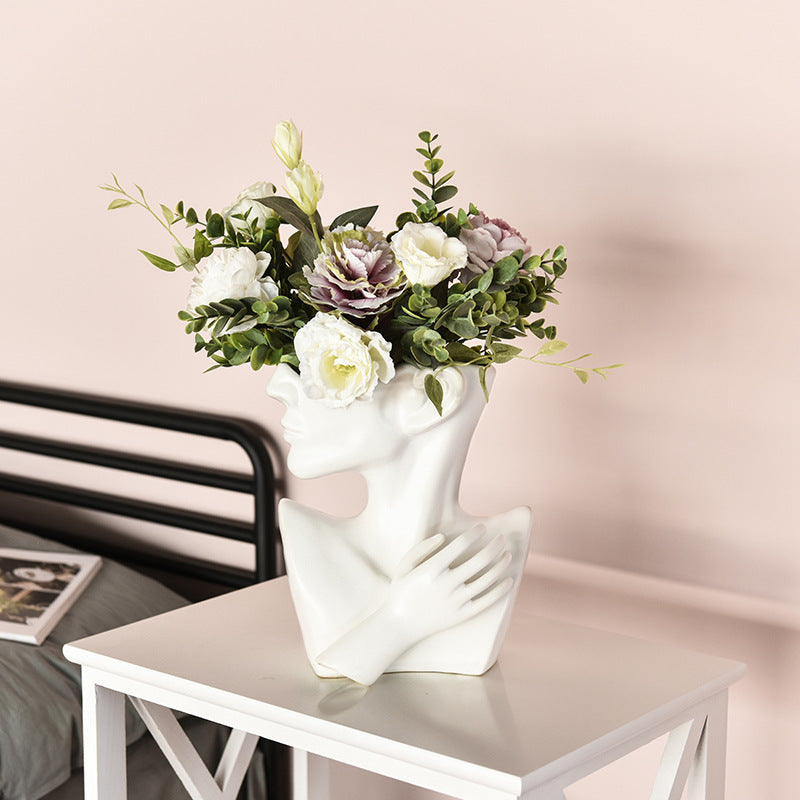 Abstract Face Sculpture Flower Vase – Modern Art Décor