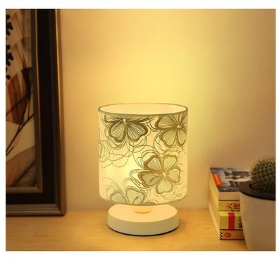 Wooden LED Table Lamp with Linen Shade – USB Bedside Decorative Light