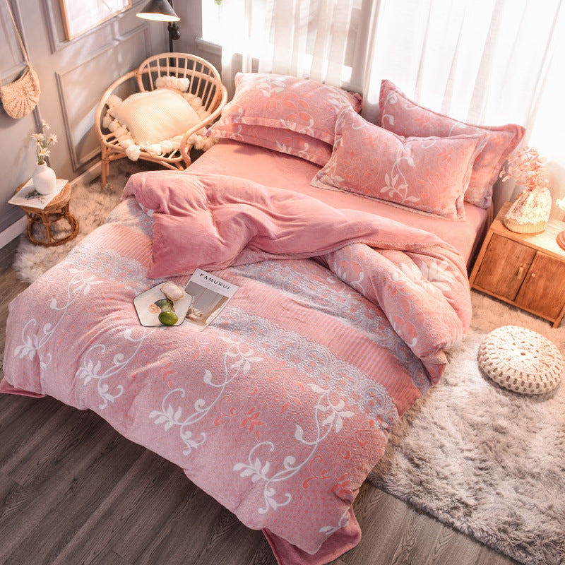 Elegant Bloom – 4-Piece Floral Bedding Set (Soft Polyester)