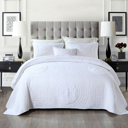 Botanical Whisper – Pure Cotton Quilted 3-Piece Bedding Set