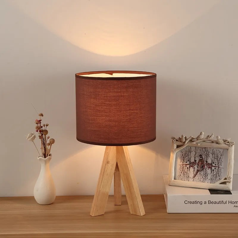 Minimalist Bamboo Tripod Table Lamp with Fabric Shade – Warm & White LED Lighting