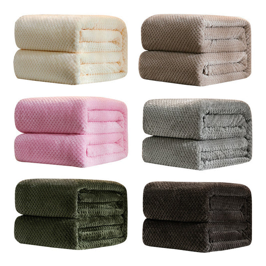 Thick Coral Fleece Blanket – Ultra-Soft Pineapple Texture Throw
