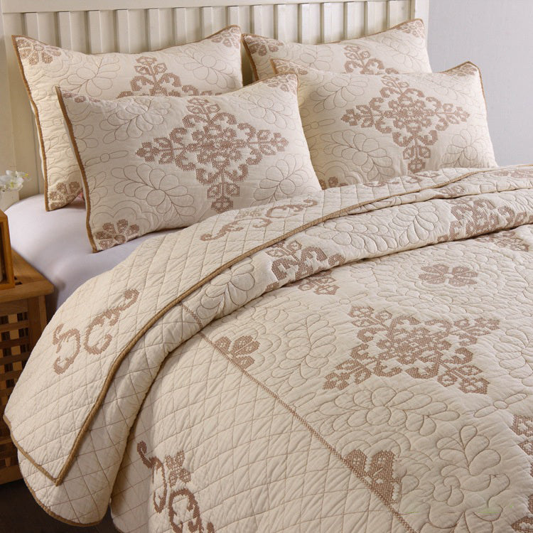 Château Cotton – 3-Piece Quilted Bedspread Set
