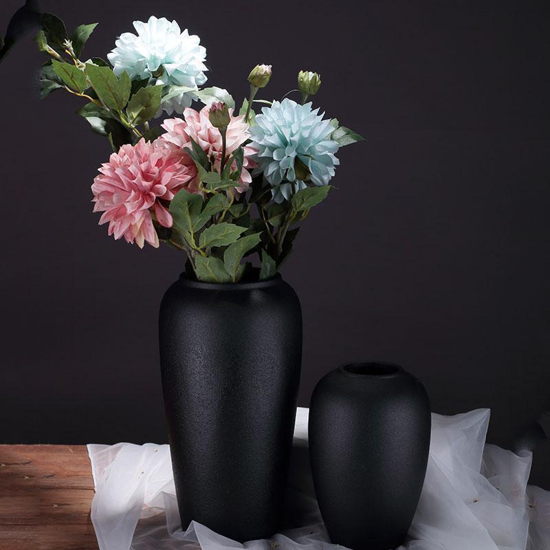 Matte Black Nordic Ceramic Vases – Elegant Flower Arrangement Decor