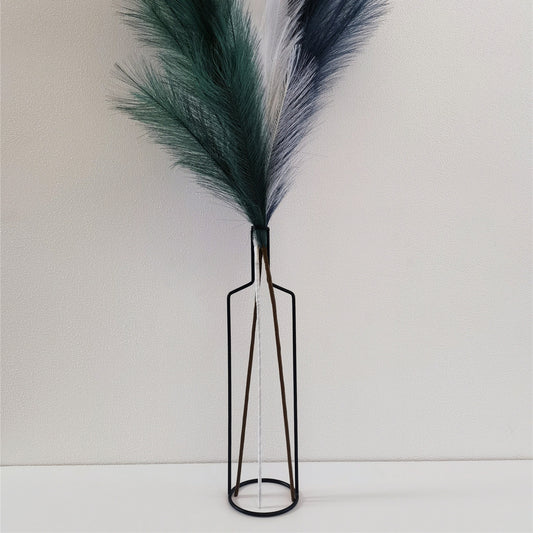 Aeris Minimalist Metal Flower Vase