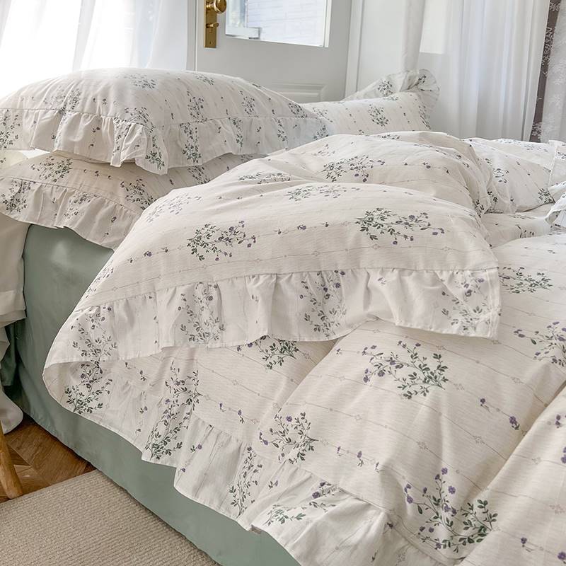 Pastoral Cotton Lace Bedding Set