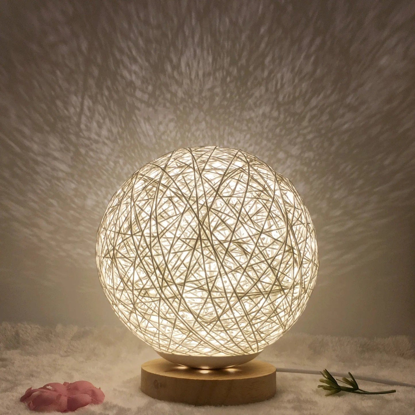 LunaGlow Rattan Sphere Lamp White round / Button / 20cm by Simple Homes