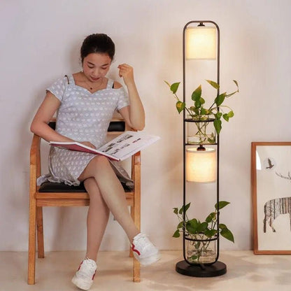 Minimalist Glass Hydroponic Lamp by Simple Homes