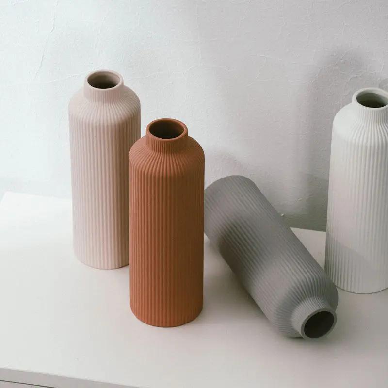 Minimalist Nordic Ceramic Vases – Elegant Matte Finish Home Decor by Simple Homes