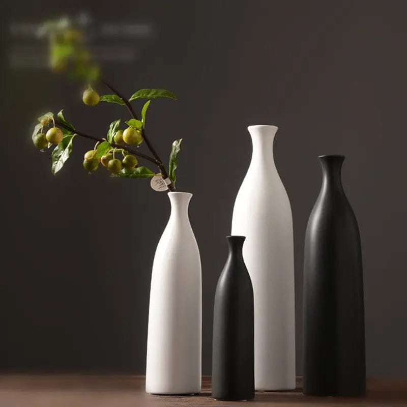 Noir Echo Vase by Simple Homes