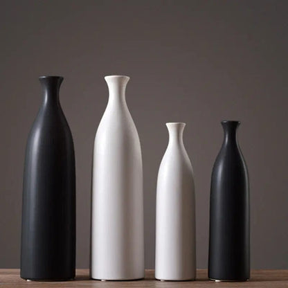 Noir Echo Vase by Simple Homes