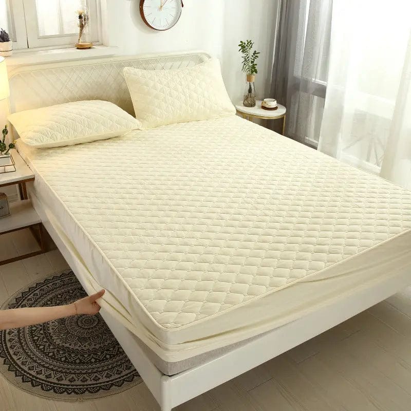 Quilted Comfort Satin Bedspread Beige / 90X200cm by Simple Homes
