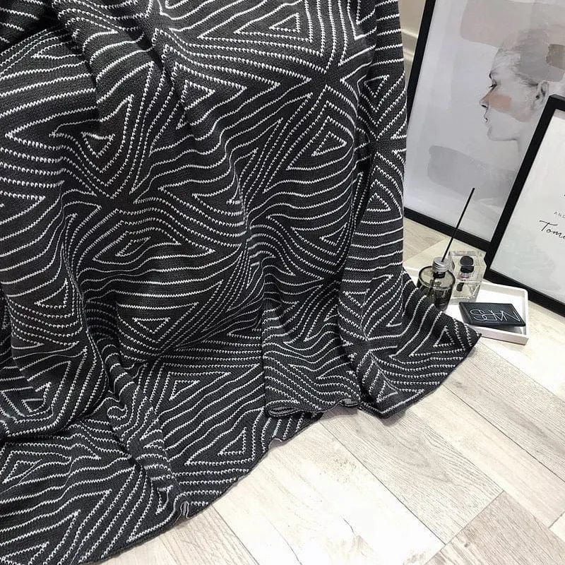 Scandi Lines – Modern Knit Throw Blanket Black white / 130x170cm by Simple Homes