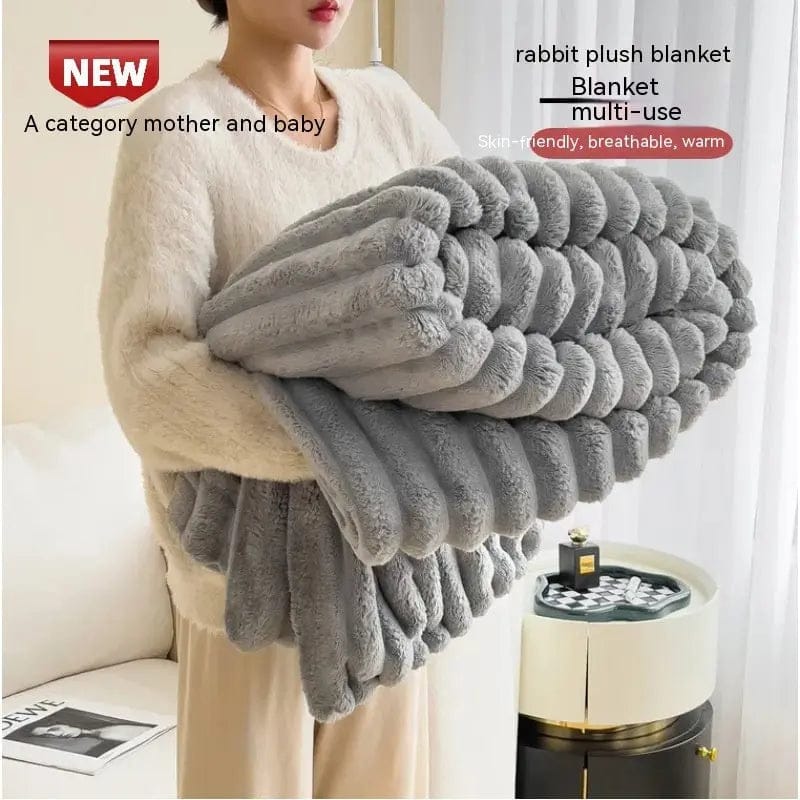SnuggleSoft Bubble Faux Rabbit Fur Blanket Silver grey / 100x150cm by Simple Homes